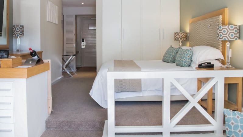 The Bay Hotel-Premier Pool Room 6_6883